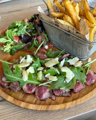 restaurant-french-popote-carpaccio-frites-maison