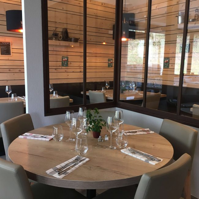 restaurant-french-popote-salle-table-ronde